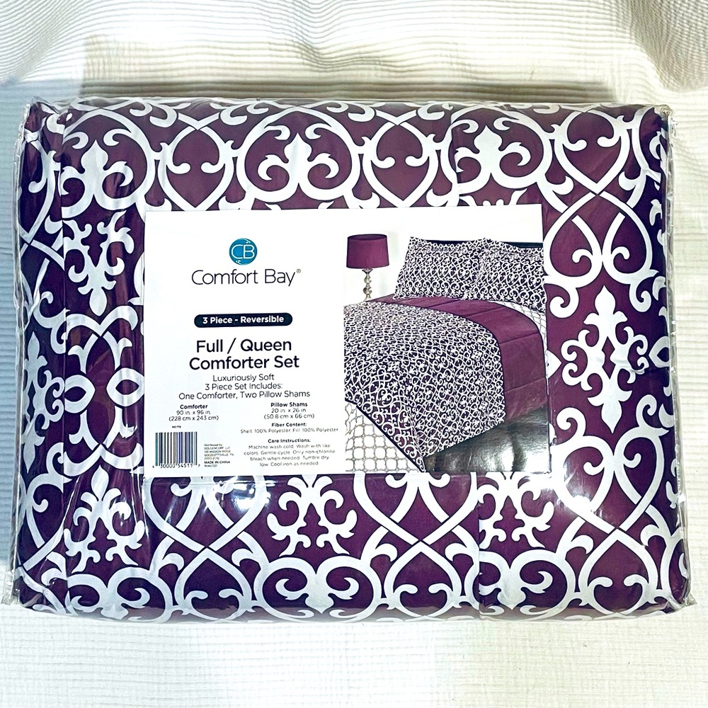 Comfort Bay Full/Queen Comforter Set